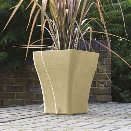 Wave Planters